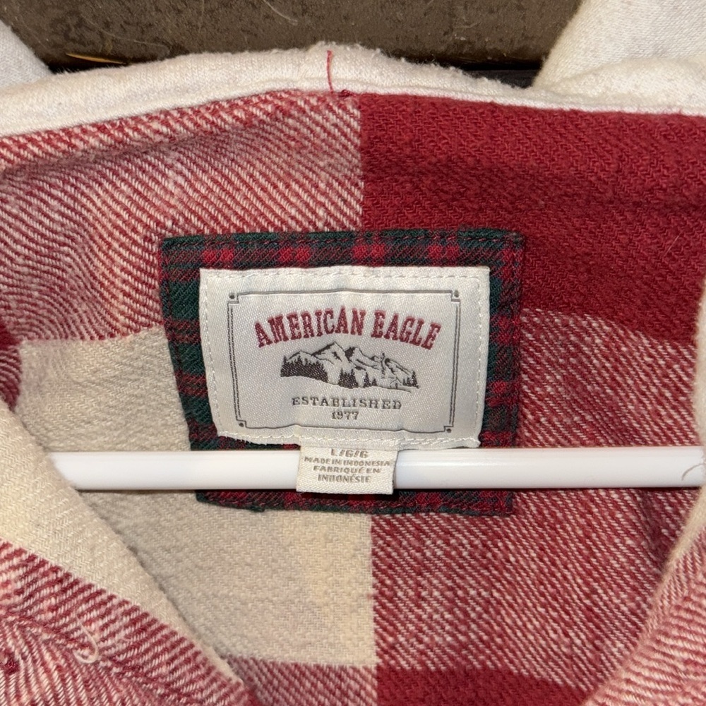 American Eagle cropped flannel hoodie - Picture 2 of 4